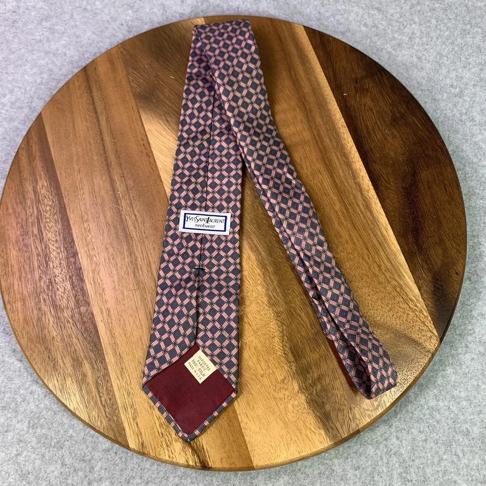 Yves Saint Laurent Tie Mens Pink Blue Silk Geometric Diamond Pattern‎ Made USA